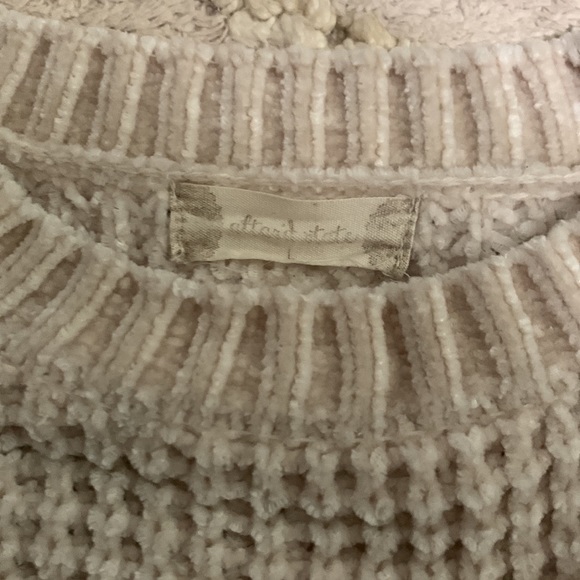 sweater - Picture 2 of 2